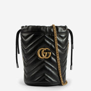 Shop the 100% authentic Gucci Black Leather GG Marmont Small Bucket Bag second hand on Labellov.com!
