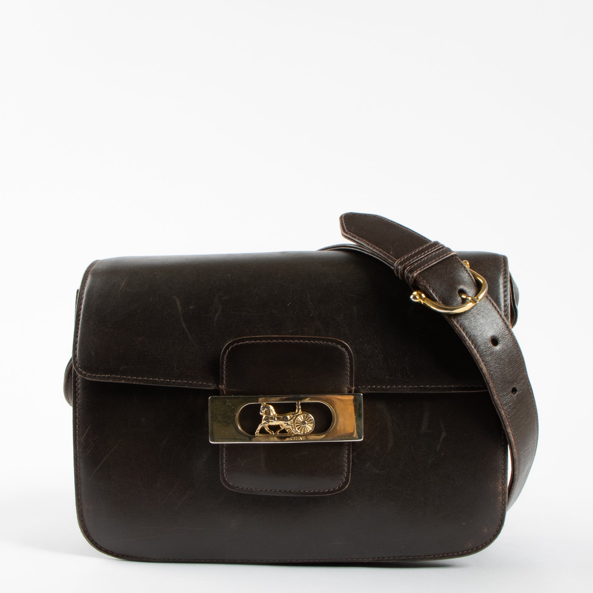 Shop the 100% authentic Celine Vintage Dark Brown Shiny Calfskin Carriage Shoulder Bag second hand on Labellov.com!