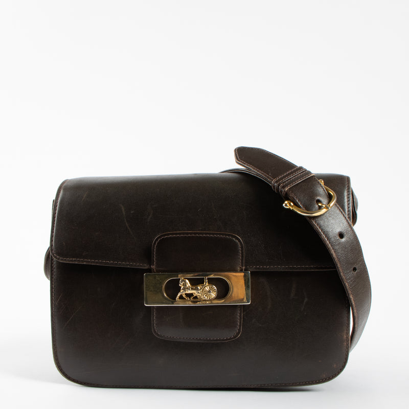 Shop the 100% authentic Celine Vintage Dark Brown Shiny Calfskin Carriage Shoulder Bag second hand on Labellov.com!