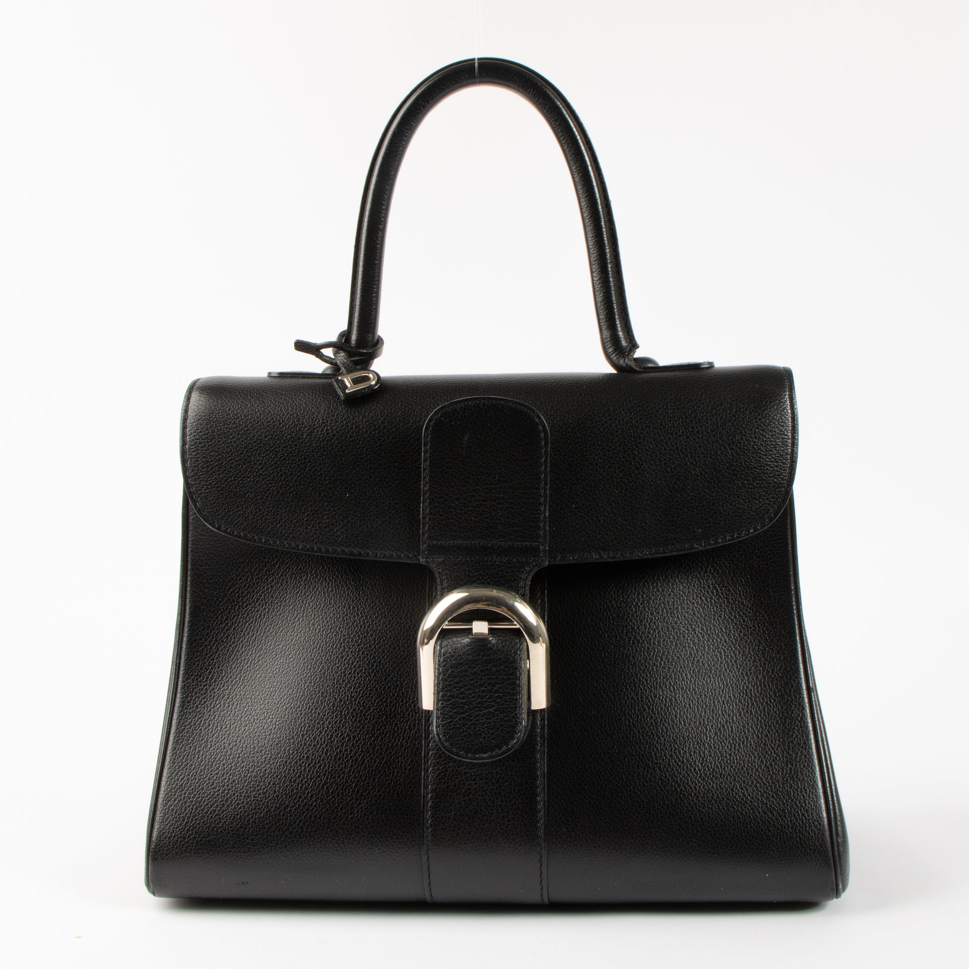 Shop the 100% authentic Delvaux Black Jumping Brillant MM Bag second hand on Labellov.com!