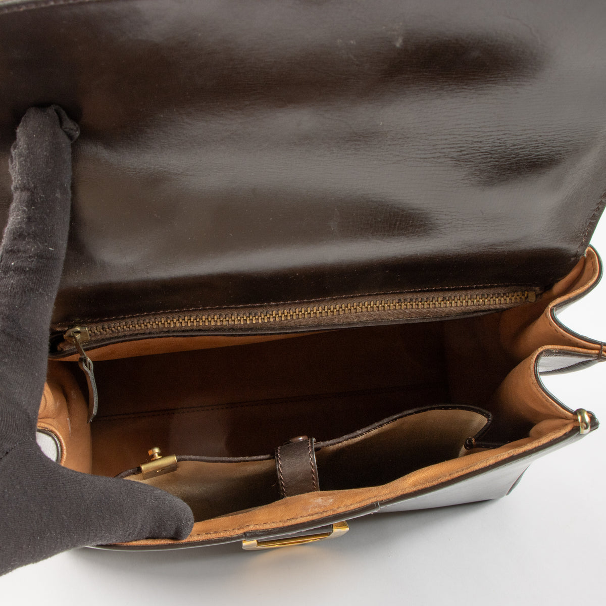 Shop the 100% authentic Delvaux Vintage Dark Brown Box Calf Brillant MM second hand on Labellov.com