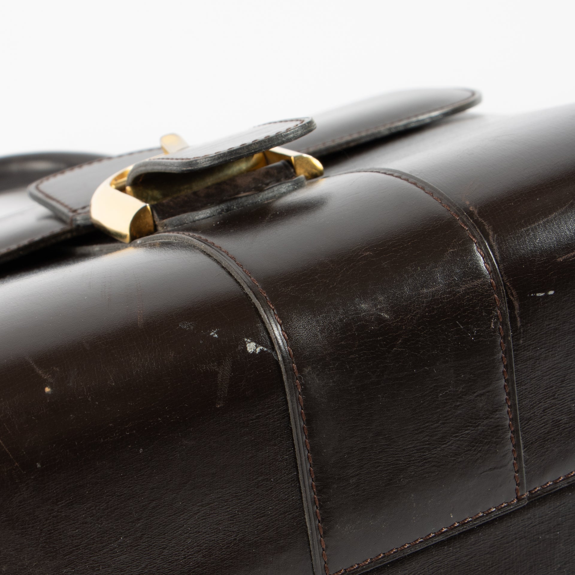 Shop the 100% authentic Delvaux Vintage Dark Brown Box Calf Brillant MM second hand on Labellov.com