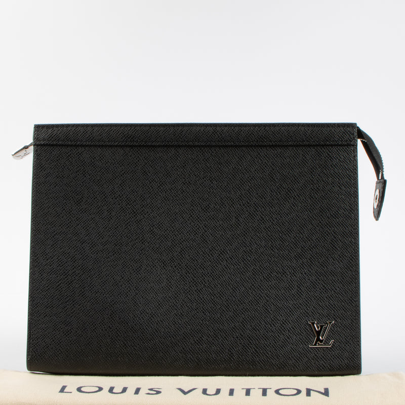Shop the authentic Louis Vuitton Black Taiga Pochette Voyage second hand on Labellov.com!