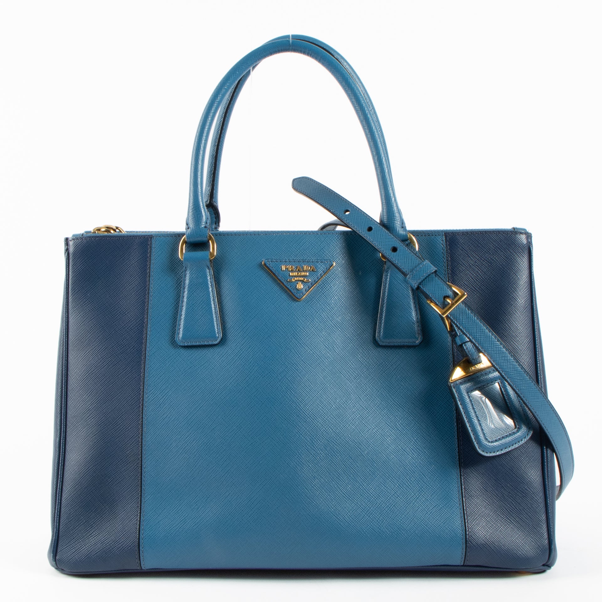 Shop the authentic Prada Blue Bicolour Saffiano Large Galleria Bag second hand on Labellov.com!