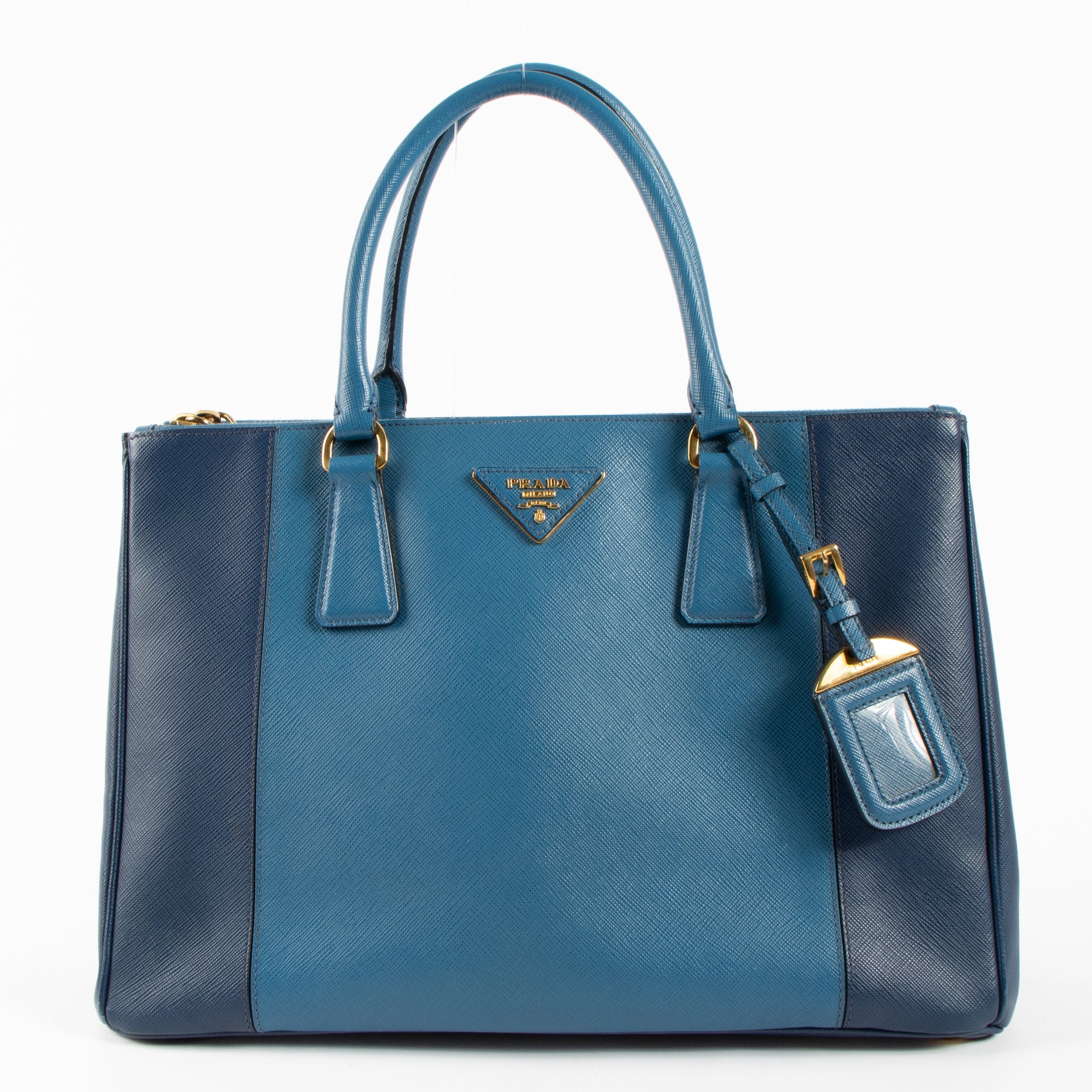 Shop the authentic Prada Blue Bicolour Saffiano Large Galleria Bag second hand on Labellov.com!
