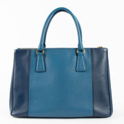 Shop the authentic Prada Blue Bicolour Saffiano Large Galleria Bag second hand on Labellov.com!