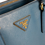 Shop the authentic Prada Blue Bicolour Saffiano Large Galleria Bag second hand on Labellov.com!