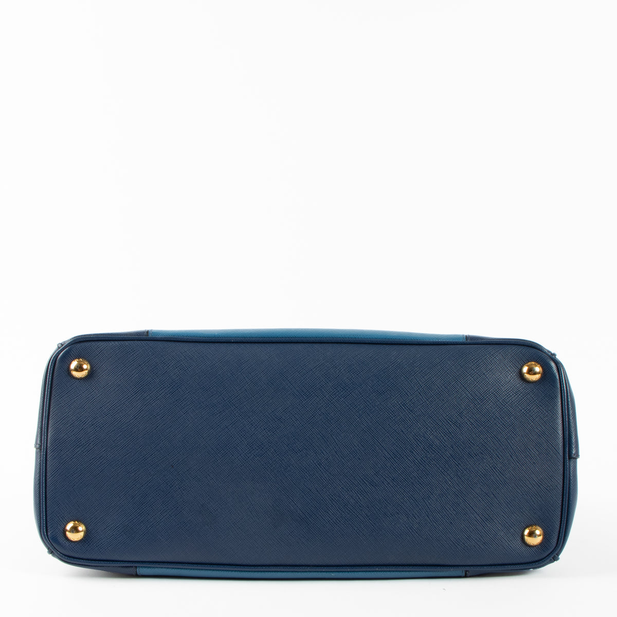 Shop the authentic Prada Blue Bicolour Saffiano Large Galleria Bag second hand on Labellov.com!