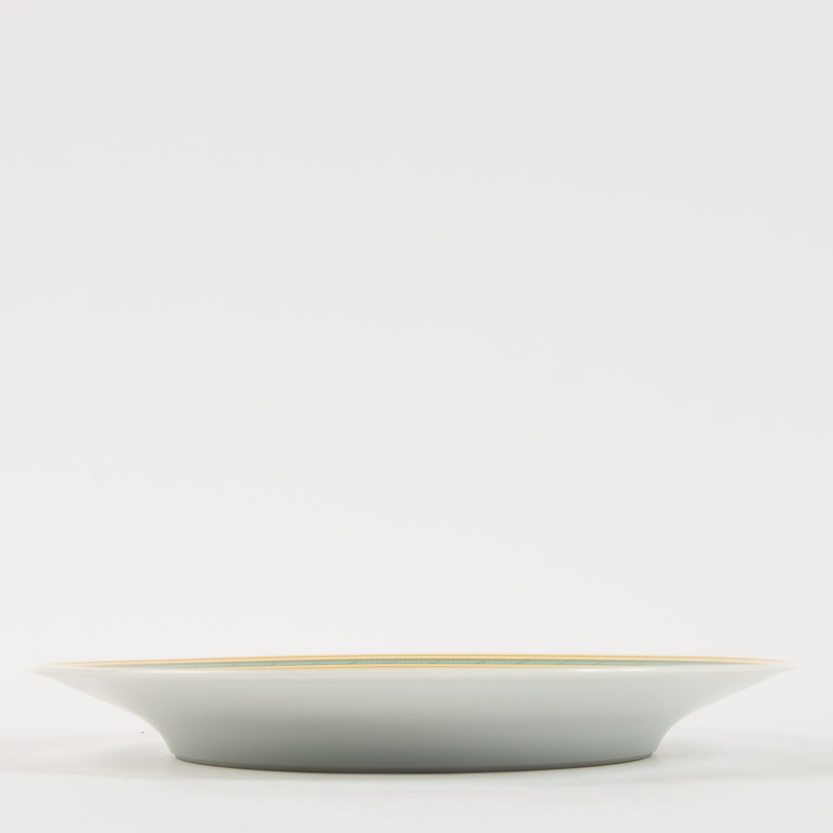 Shop the authentic Hermes Les Toucans Porcelain Tea Set second hand on Labellov.com!
