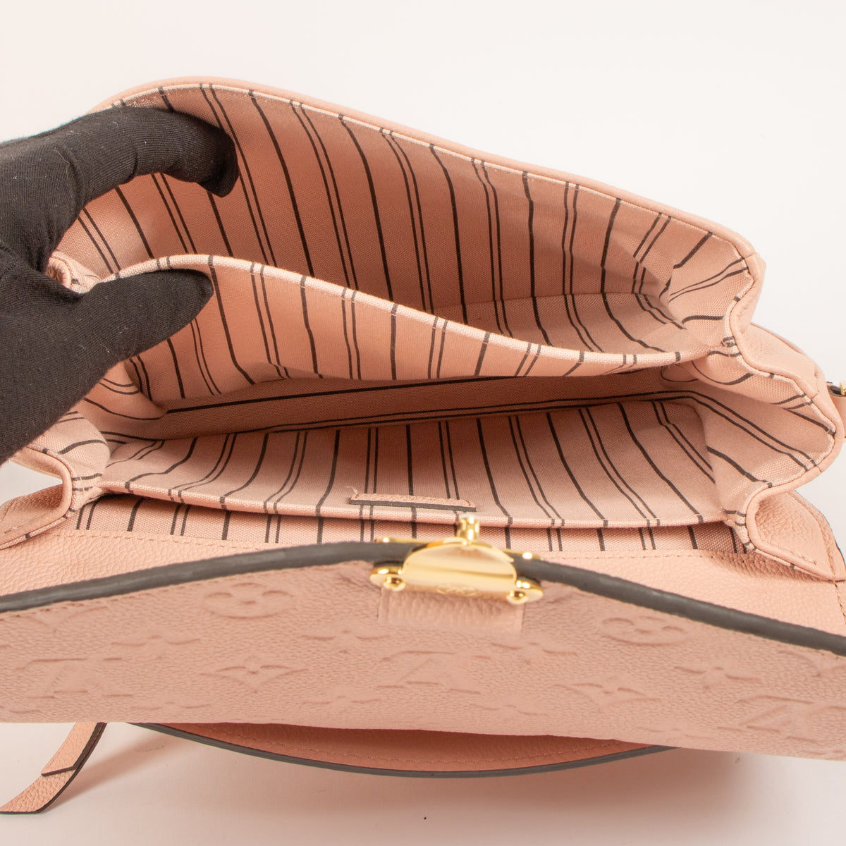 Louis Vuitton Rose Poudre Monogram Empreinte Pochette Metis