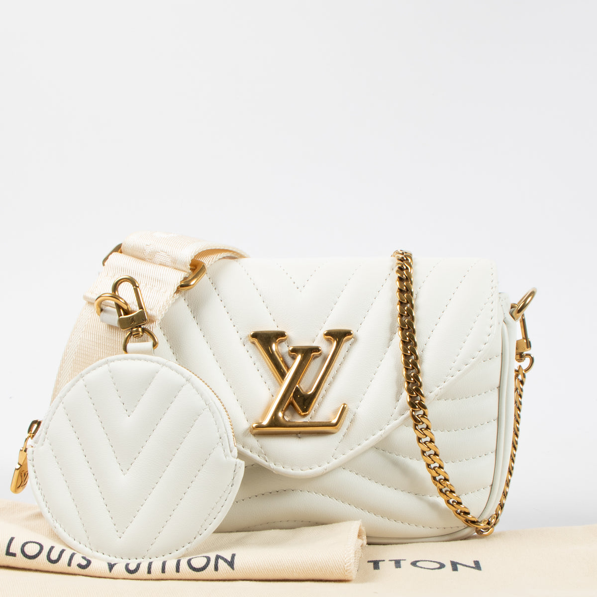 louis vuitton white new wave multi-pochette Bag