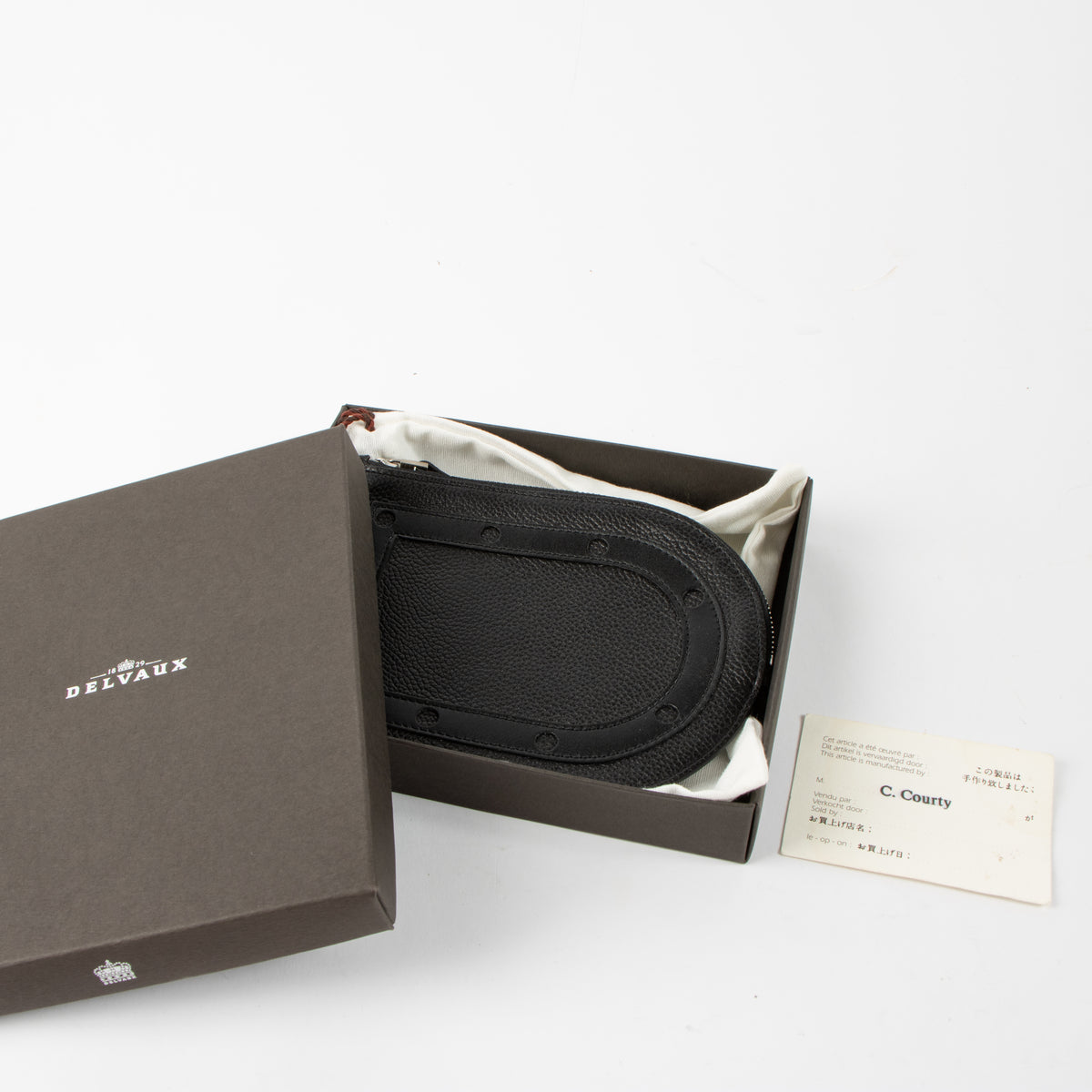shop this authentic Delvaux Black D Multifonction Wallet pre-loved on Labellov.com