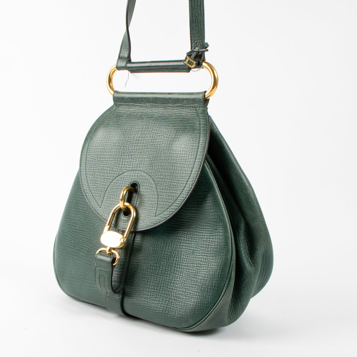 Shop this authentic Delvaux Green Cerceau Shoulder bag pre-loved on Labellov.com