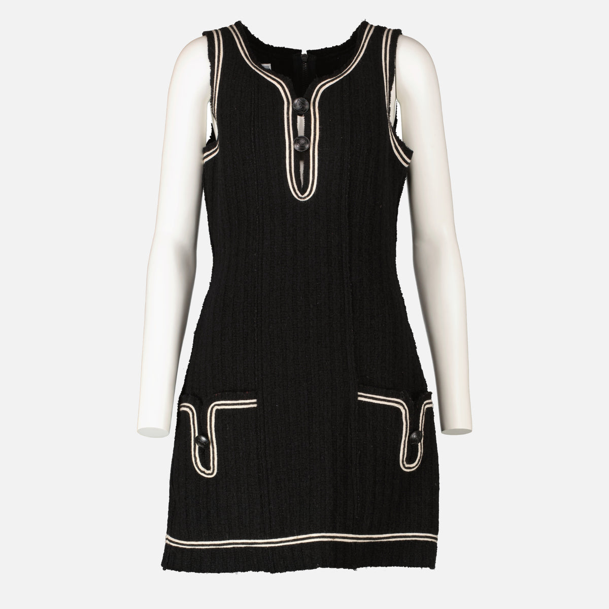 Shop this authentic chanel black Dress pre-loved on Labellov.com