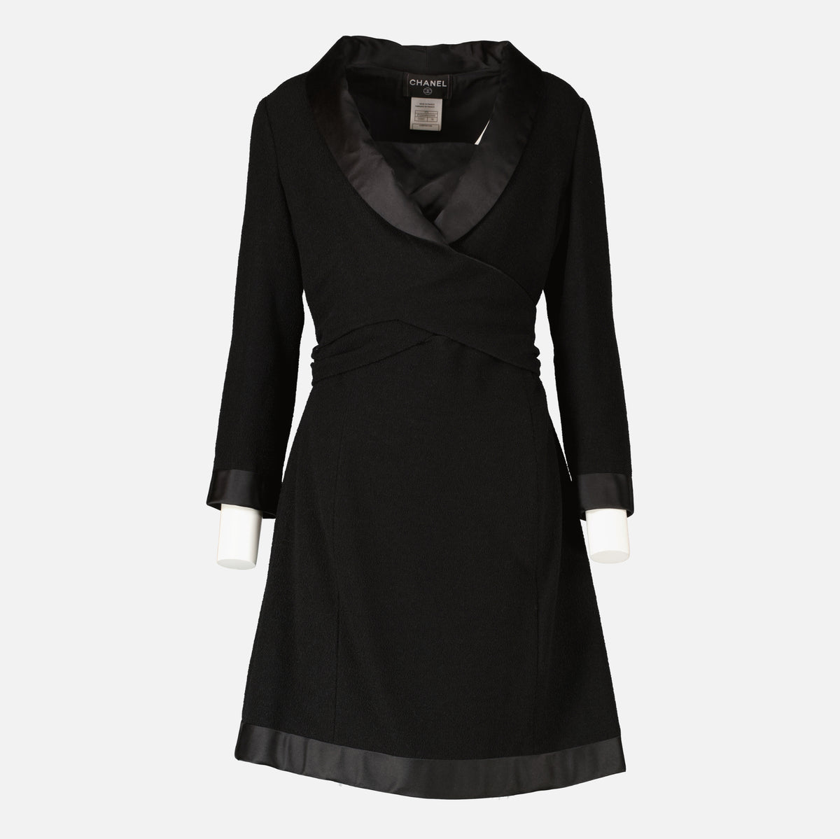 Shop this authentic luxury chanel 07A black Dress pre-loved by Labellov.com