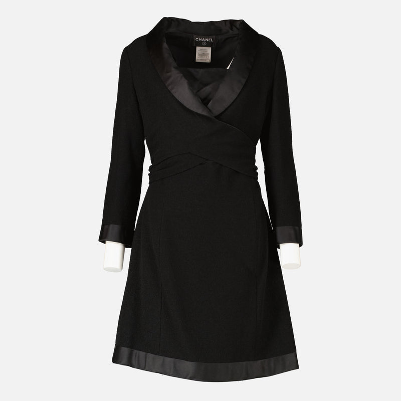 Shop this authentic luxury chanel 07A black Dress pre-loved by Labellov.com