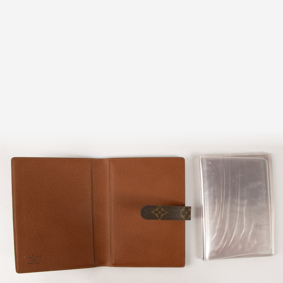 Shop this authentic Louis Vuitton Monogram Photo Album Cover pre-loved on Labellov.com