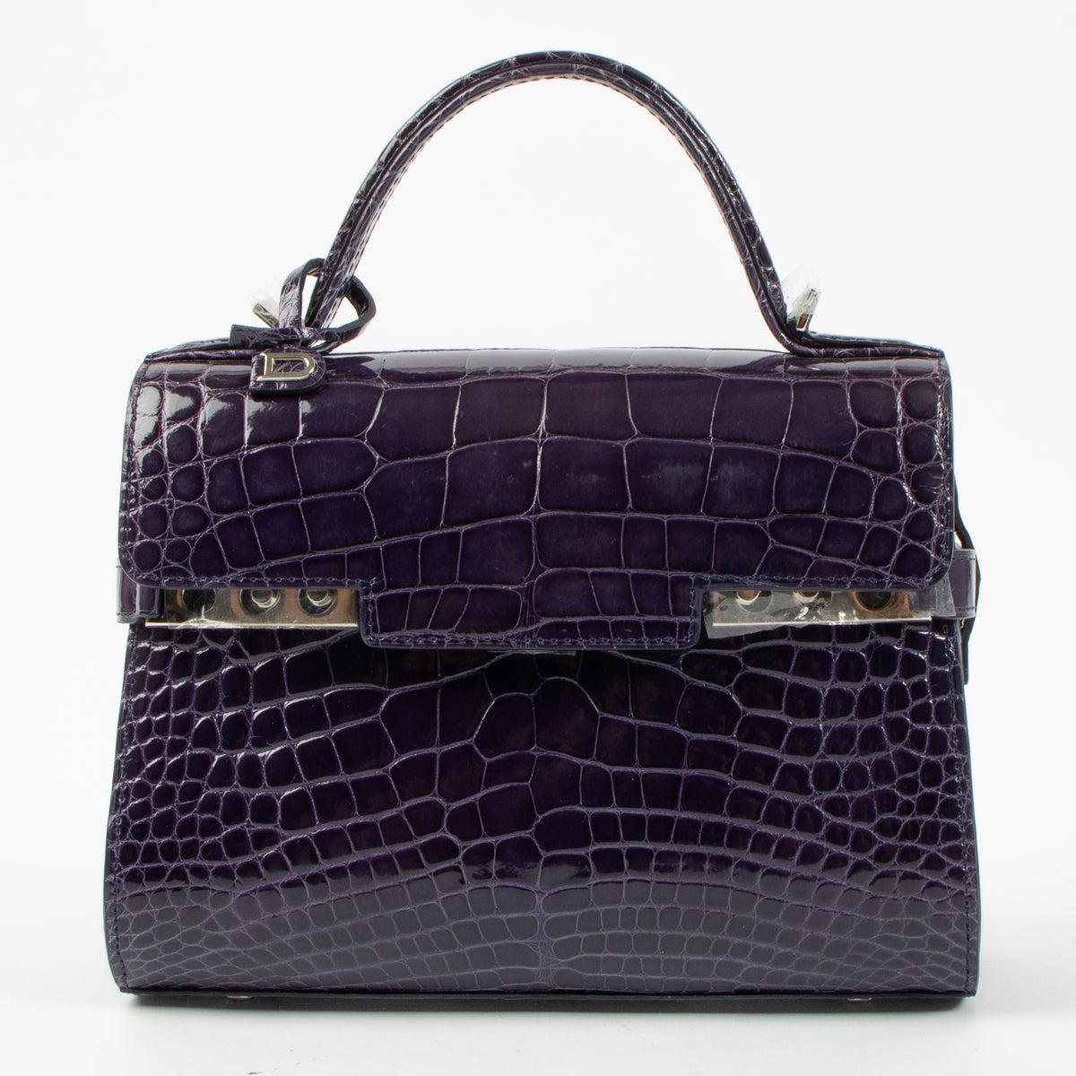 Shop the authentic Delvaux Indigo Shiny Alligator Tempete Mini Bag second hand on Labellov.com!