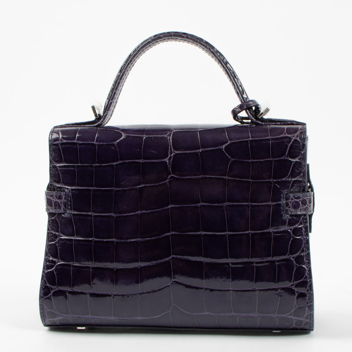 Shop the authentic Delvaux Indigo Shiny Alligator Tempete Mini Bag second hand on Labellov.com!