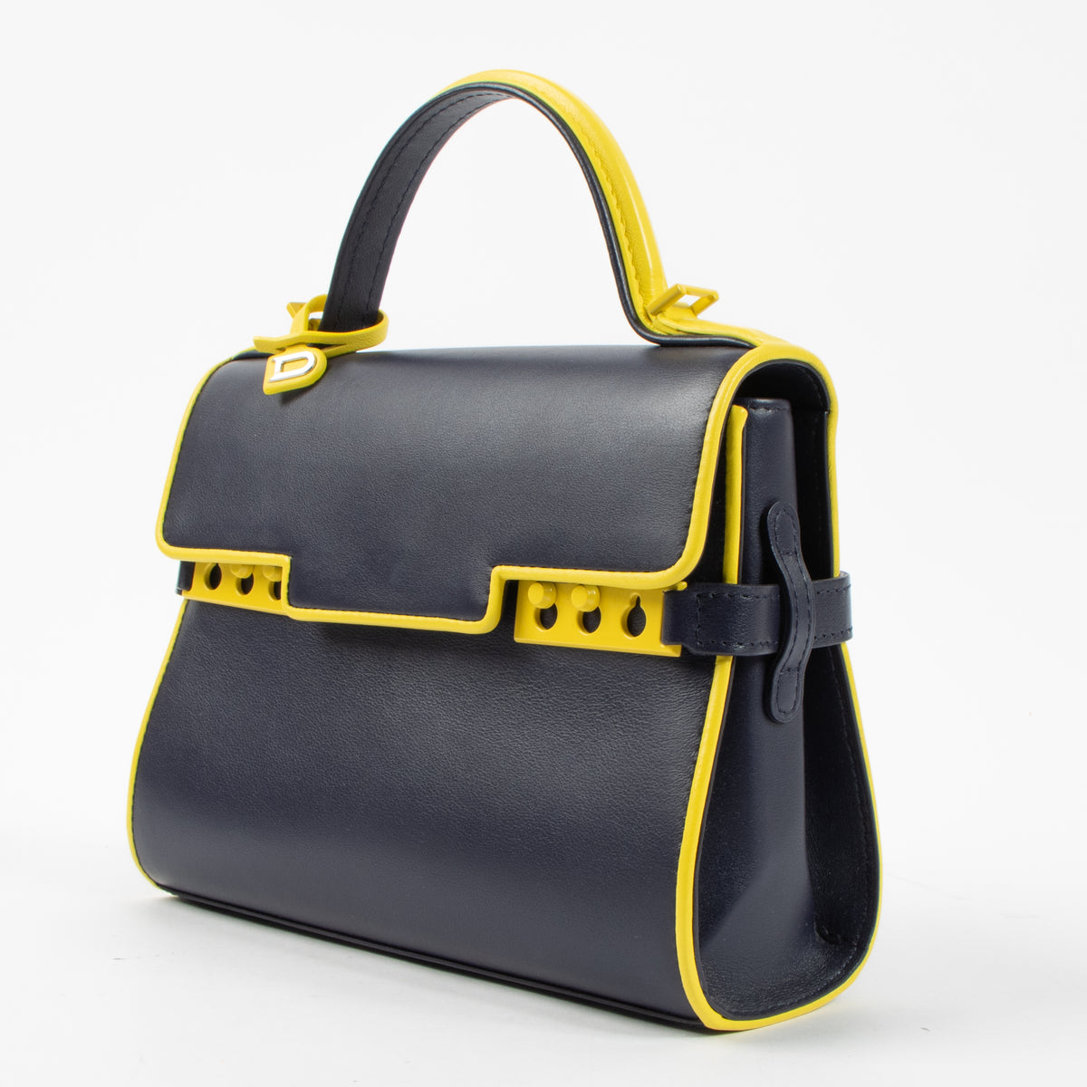 Shop the authentic Delvaux Indigo/Safran Calf Souple Tempete Mini Illusion Bag second hand on Labellov.com!
