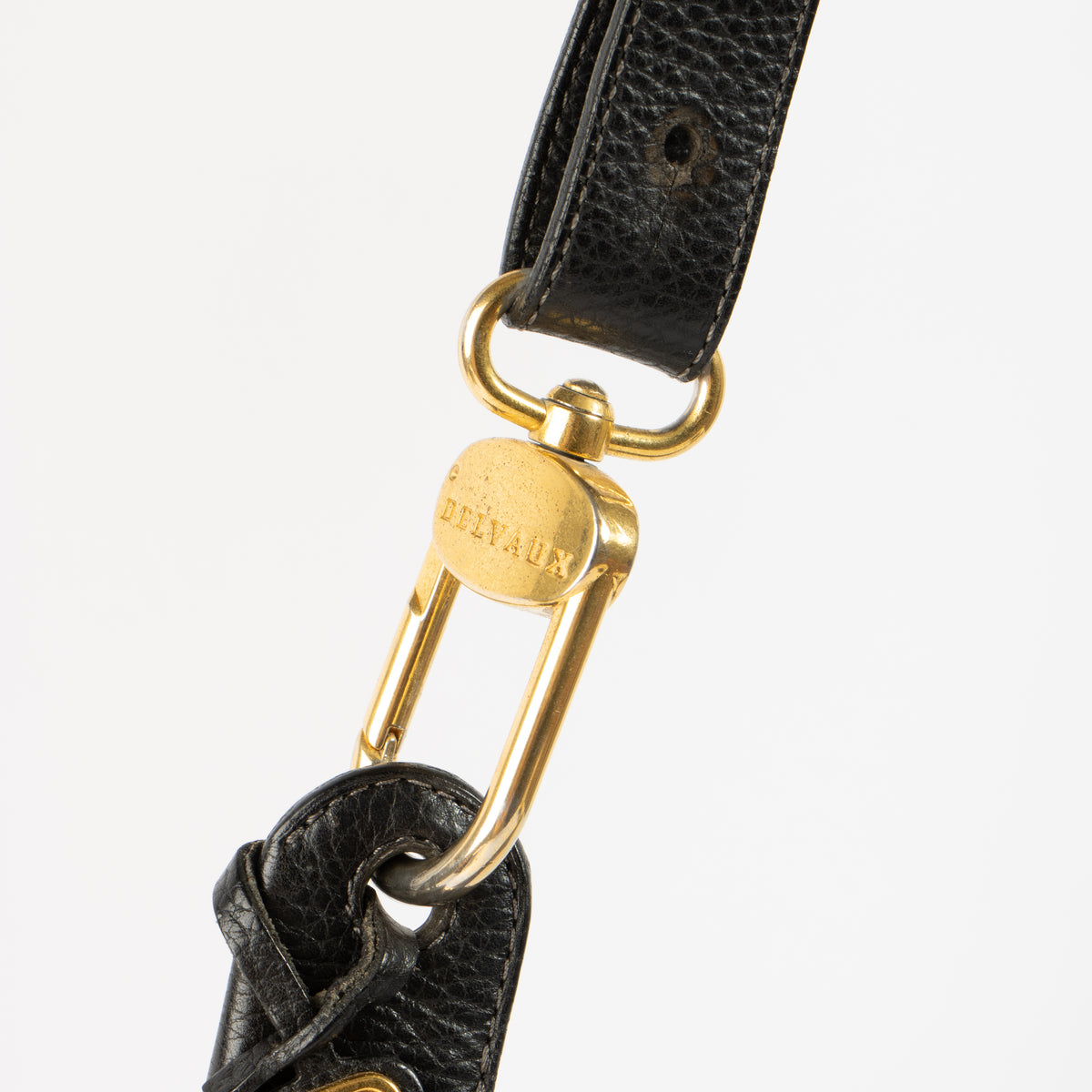 Shop the authentic Delvaux Brown Toile de Cuir Jongleur Bag second hand on Labellov.com!

