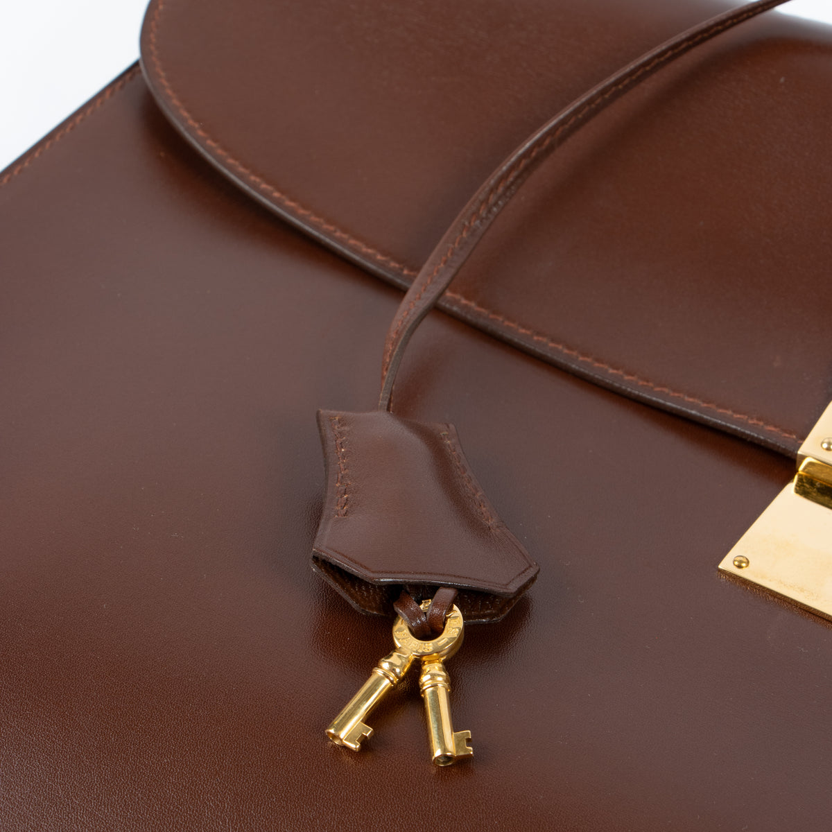 Shop this authentic luxury Hermes Quirus Briefcase Brown Box GHW pre-loved on Labellov. 