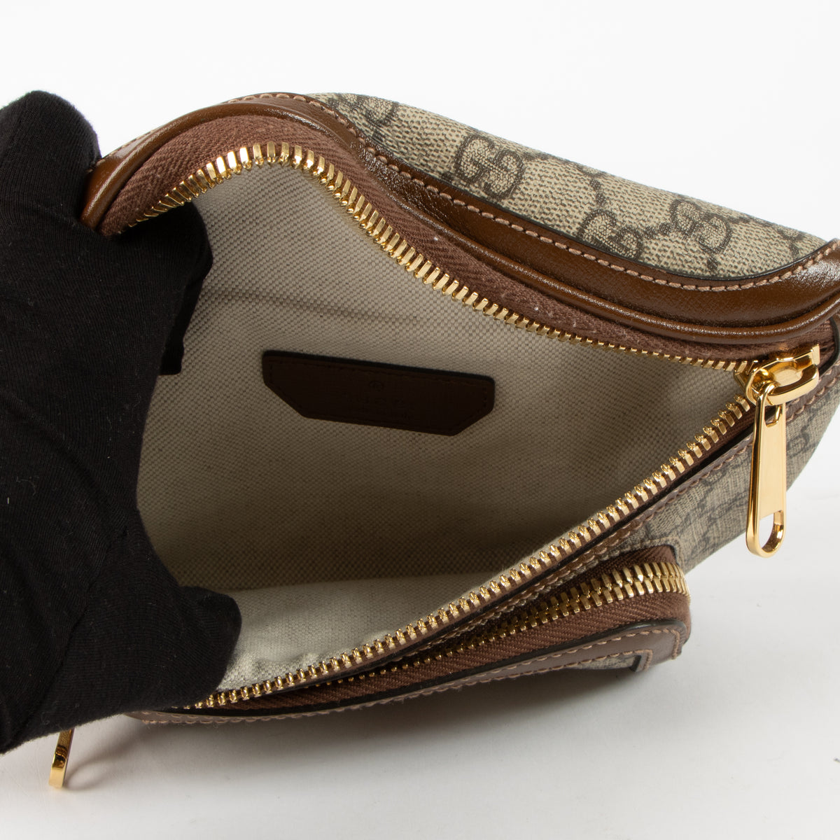 Shop this Gucci GG Supreme Small Belt bag pre-loved by Labellov.com