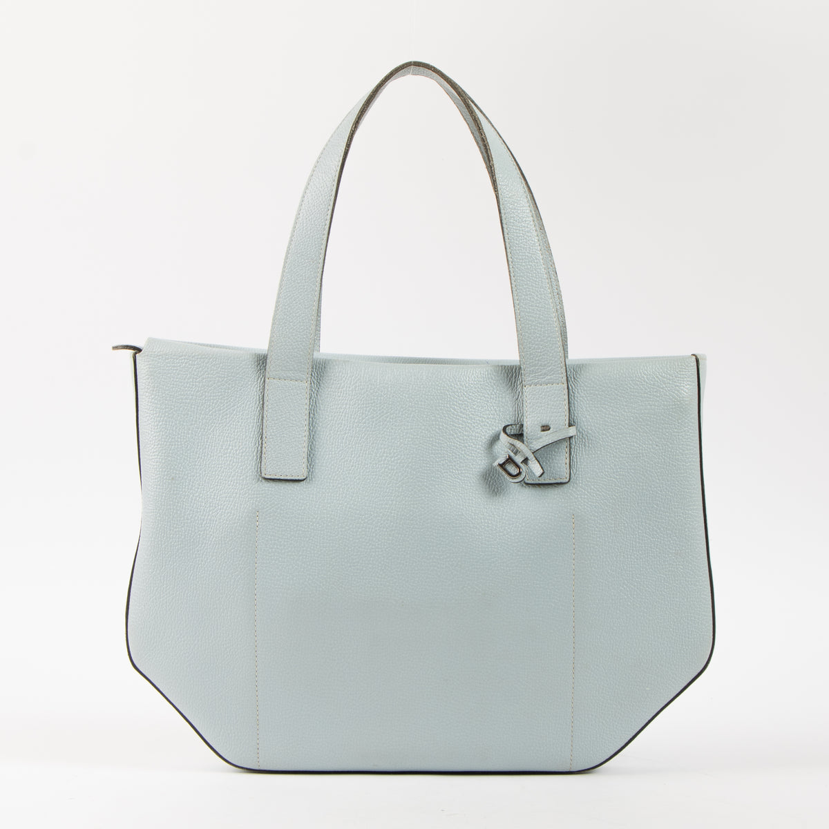 Shop this authentic Delvaux Azur Leipzig Bag Pre-Loved on Labellov.com 
