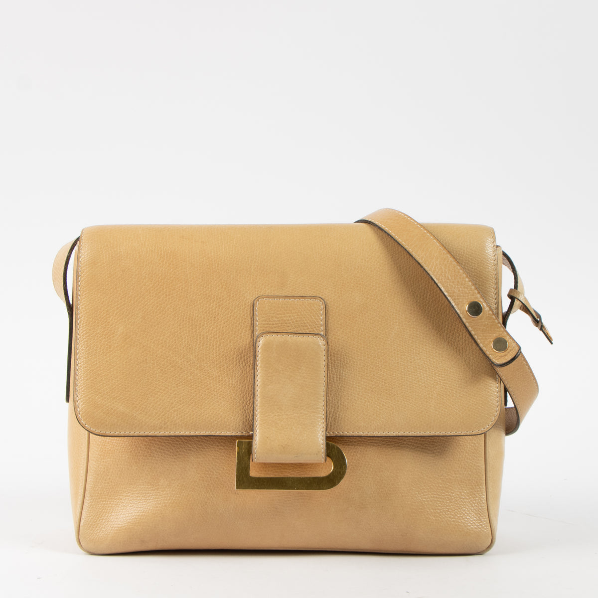 Shop the authentic Delvaux Beige Poirier Bag on Labellov.com.
