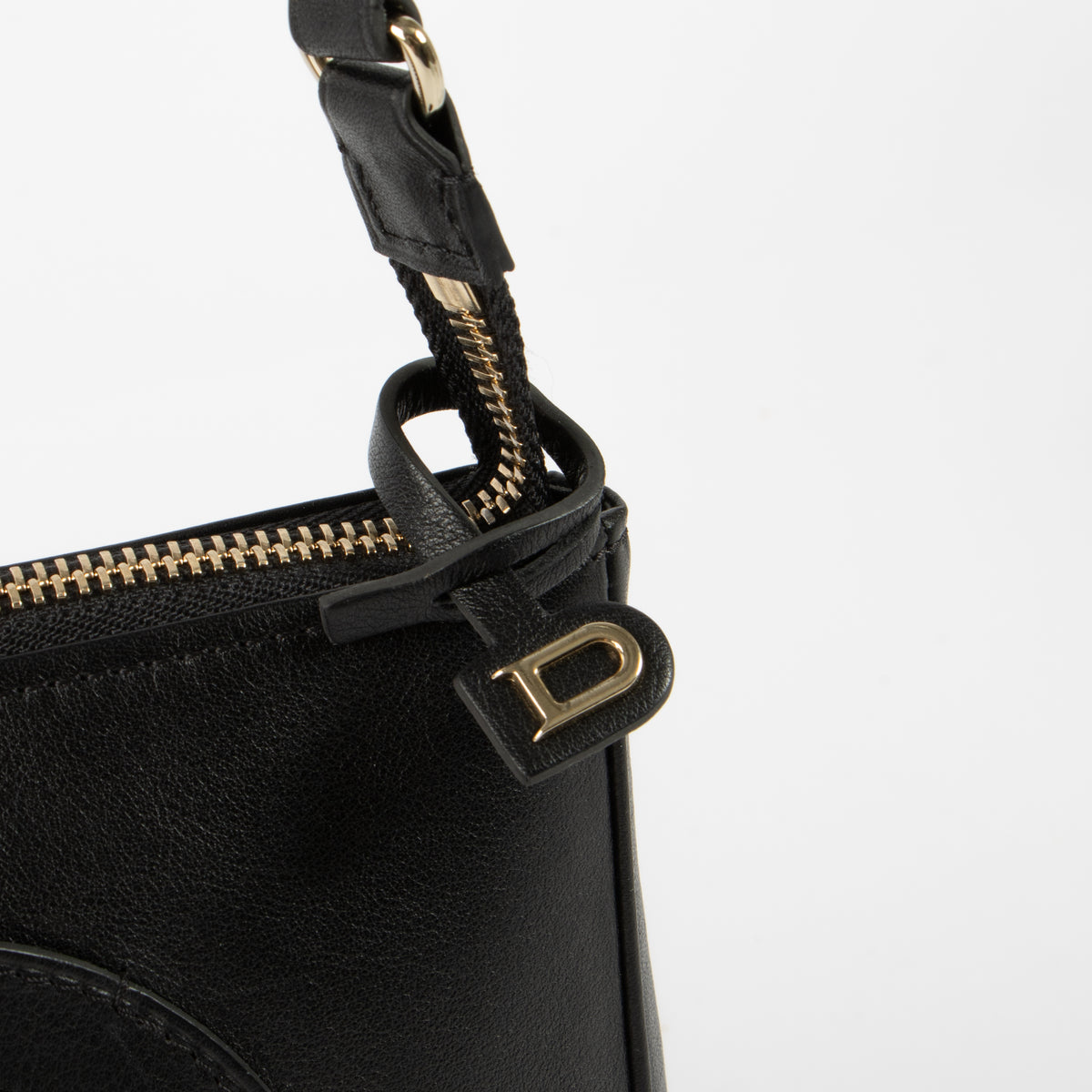 Shop the authentic Delvaux Black Louise Pochette Bag on Labellov.com.