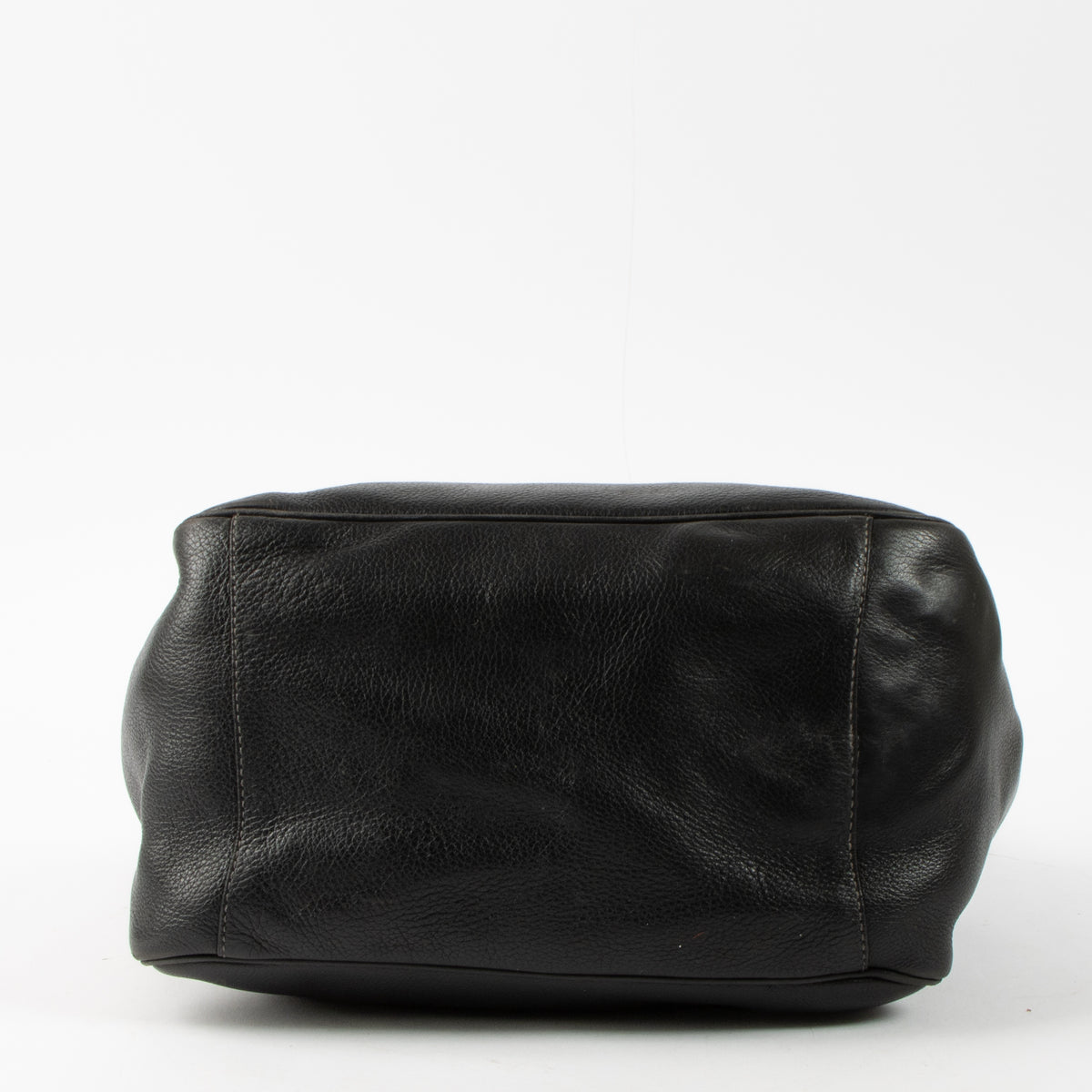 Shop this authentic Delvaux Bicolor Roseau Bag pre-loved on Labellov.com