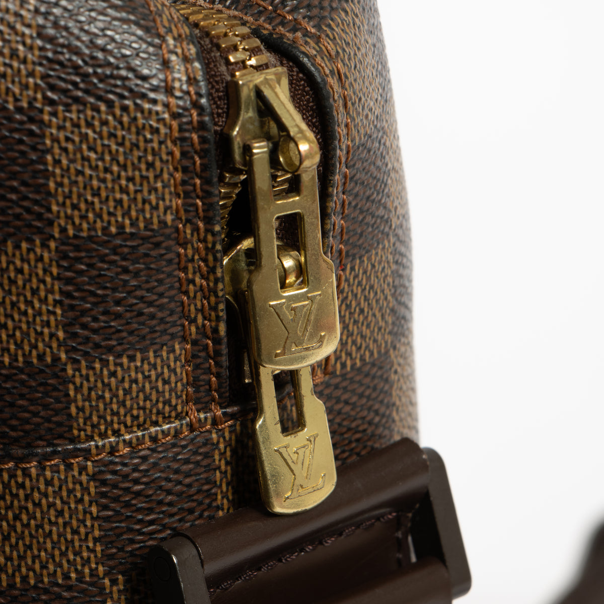 Shop this authentic Louis Vuitton Damier Ebene Olaf MM Messenger Bag Pre-Loved on Labellov.com