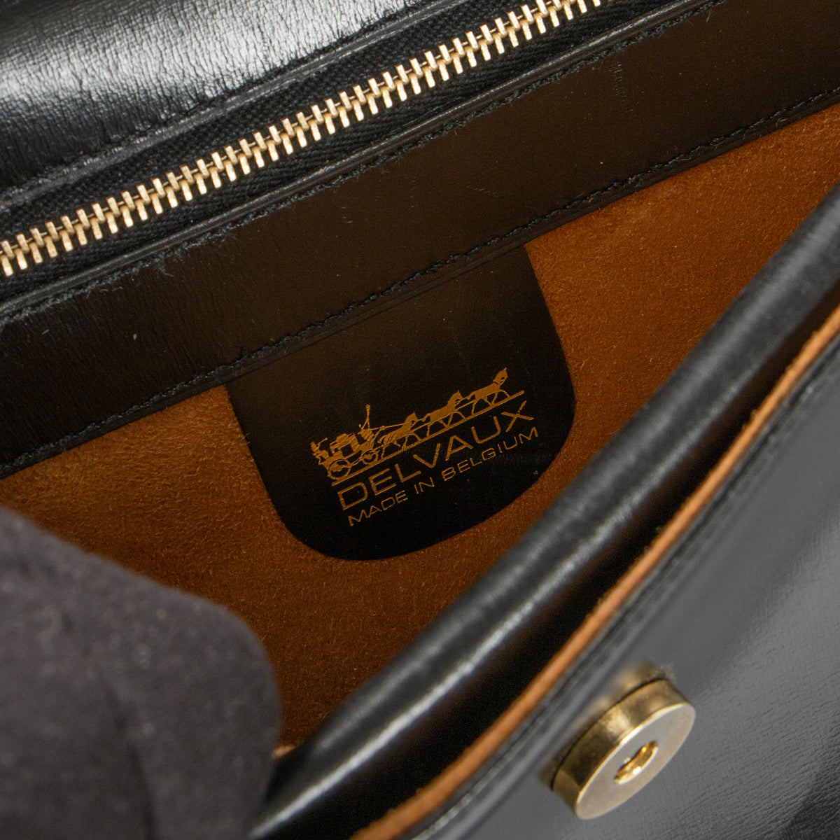 Shop the authentic Delvaux Black Box Calf Diligent Bag on Labellov.com.