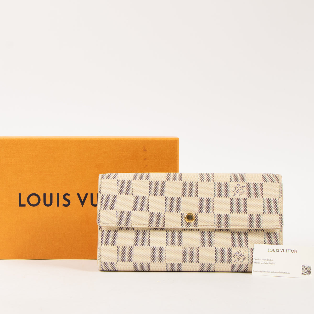Shop this authentic Louis Vuitton Damier Azur Sarah Wallet Pre-Loved on Labellov.com