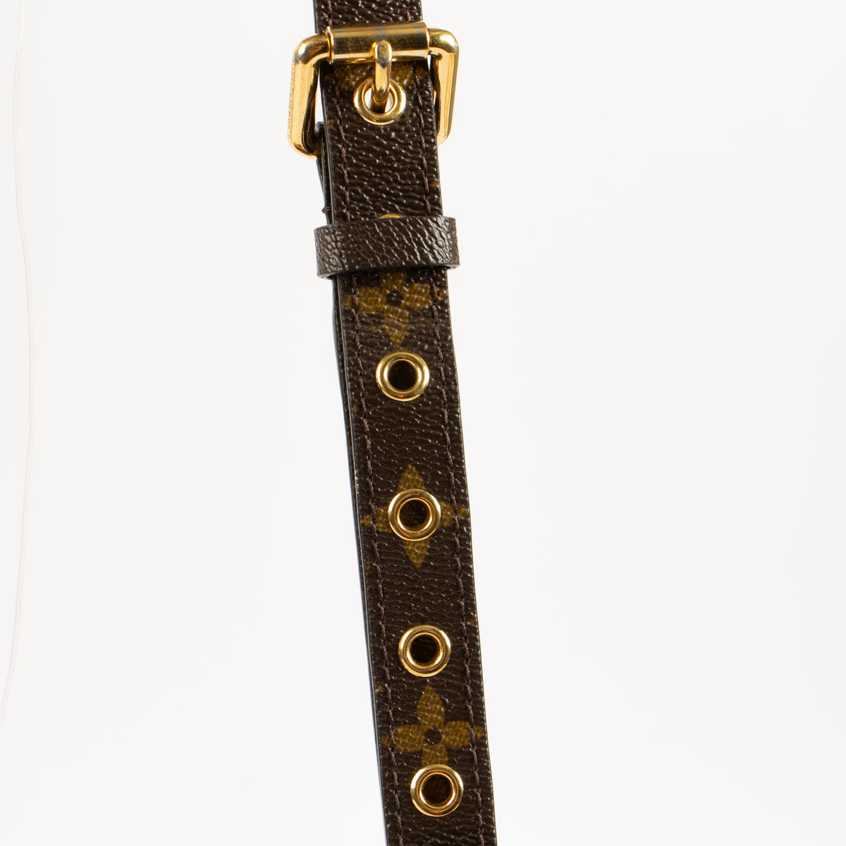 Shop this authentic luxury Louis Vuitton Monogram Pochette Metis MM Bag Pre-Loved on Labellov.com