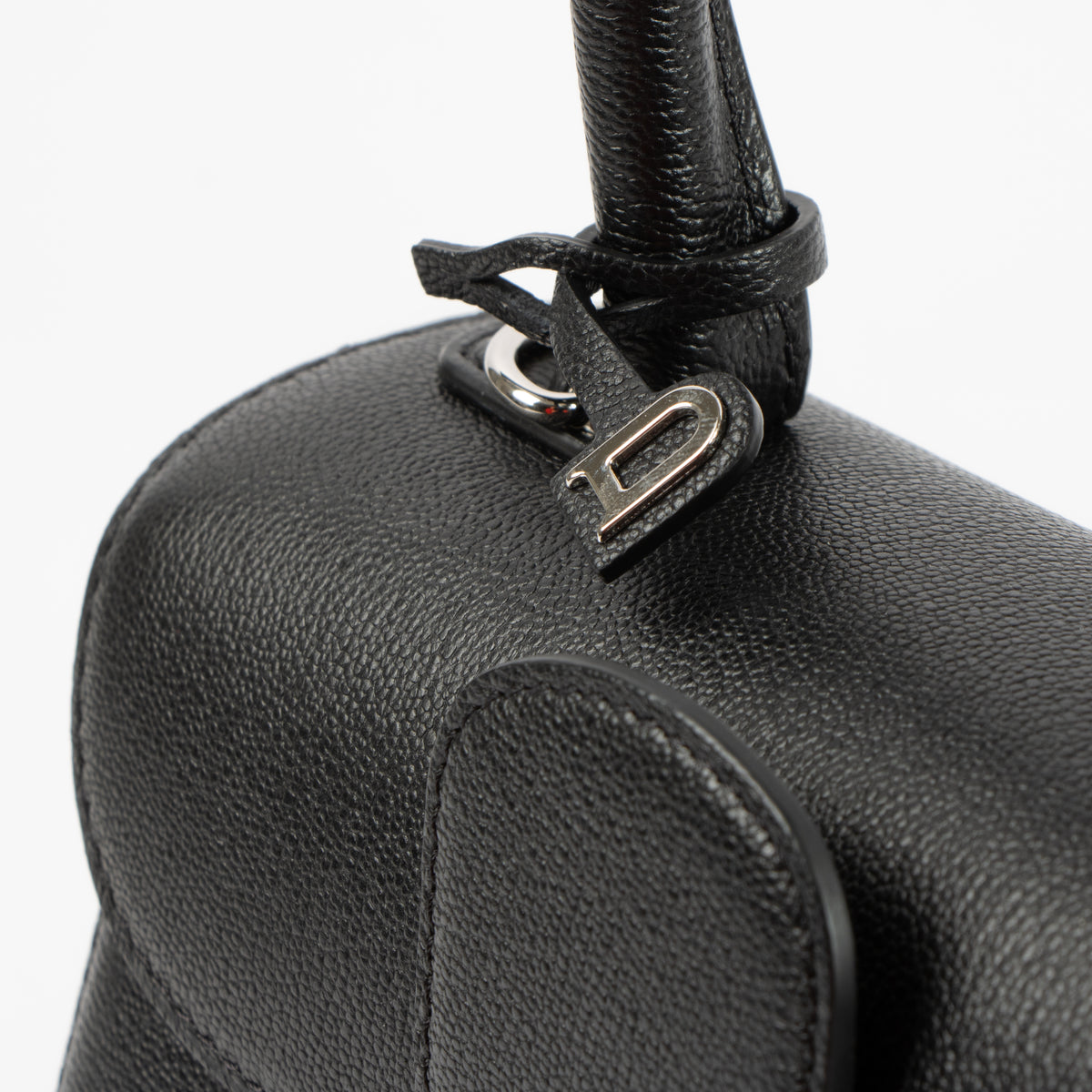 Shop this authentic Rodeo Grained Calf Leather, Natural Calfskin Lining, Metal Hardware pre-loved on Labellov.com