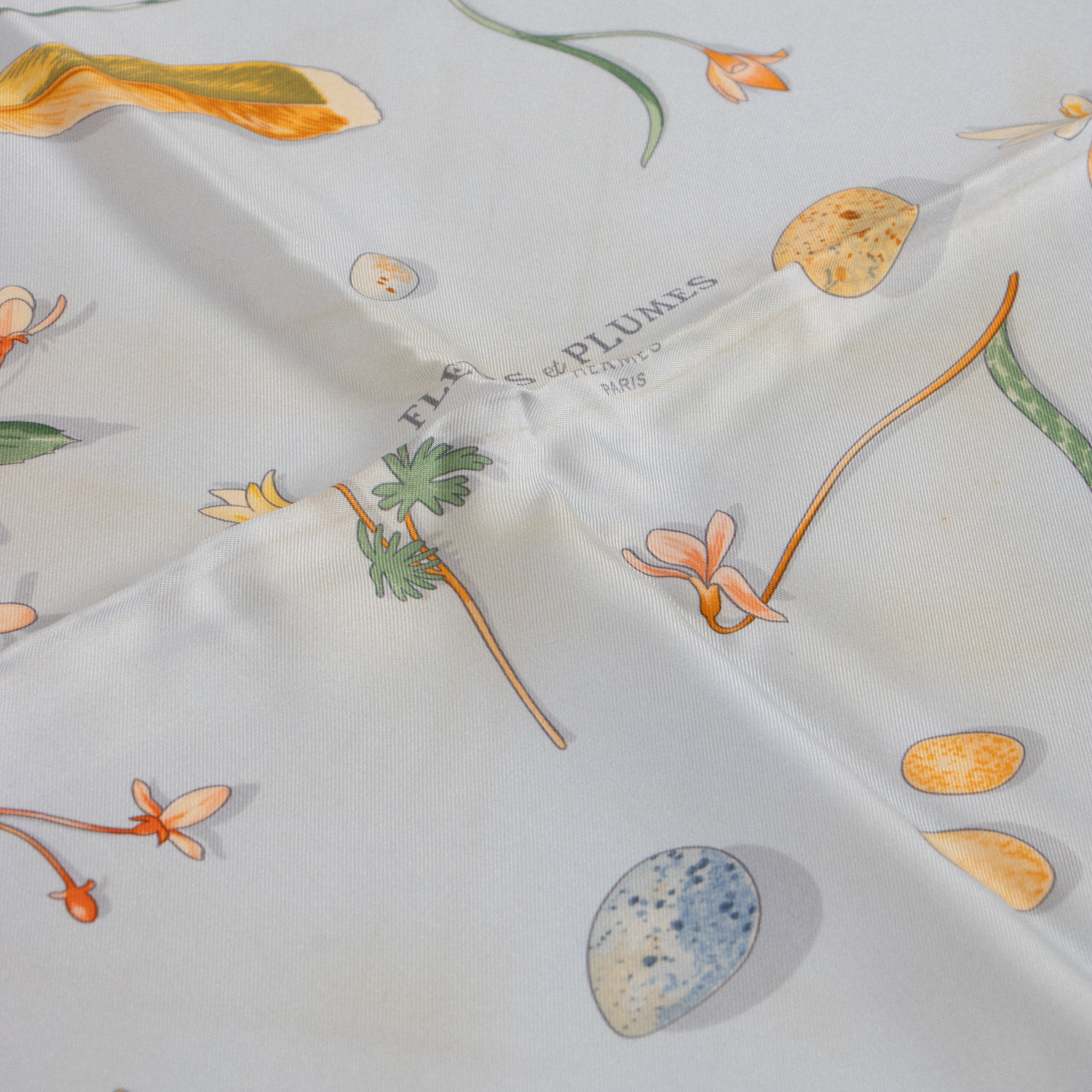 Hermes Fleurs et plumes Blue Silk 90 Scarf – Labellov