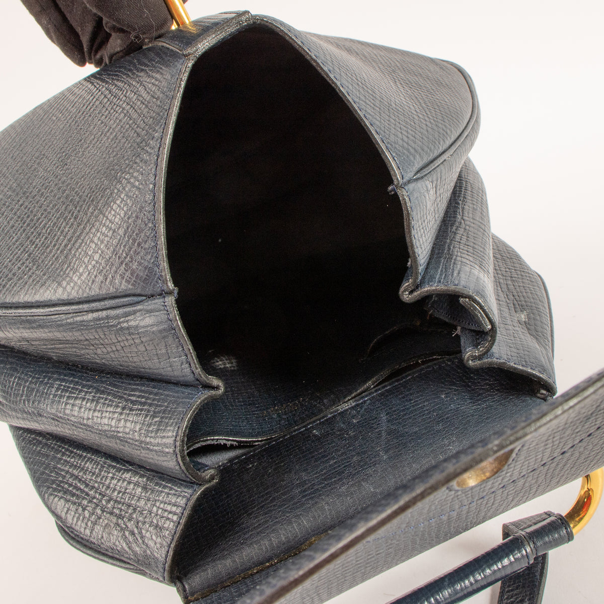 Shop the authentic Delvaux Blue Leather Cerceau Bag on Labellov.com.