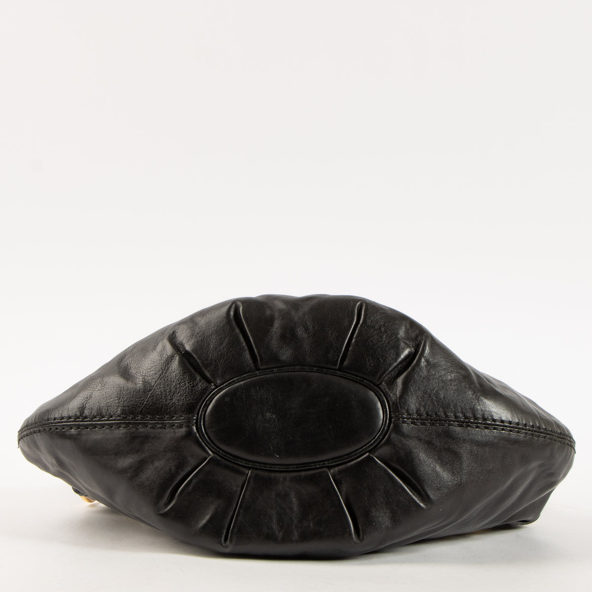 Shop this authentic Gucci Black Babouska Hysteria Shoulder bag pre-loved on Labellov.com