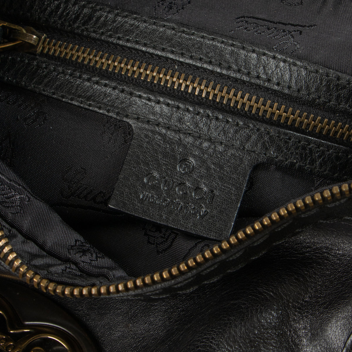 Shop this authentic Gucci Black Babouska Hysteria Shoulder bag pre-loved on Labellov.com