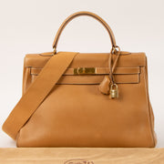 Shop this authentic Hermes Kelly 35 Naturel Sable Ardennes GHW pre-loved on Labellov.com