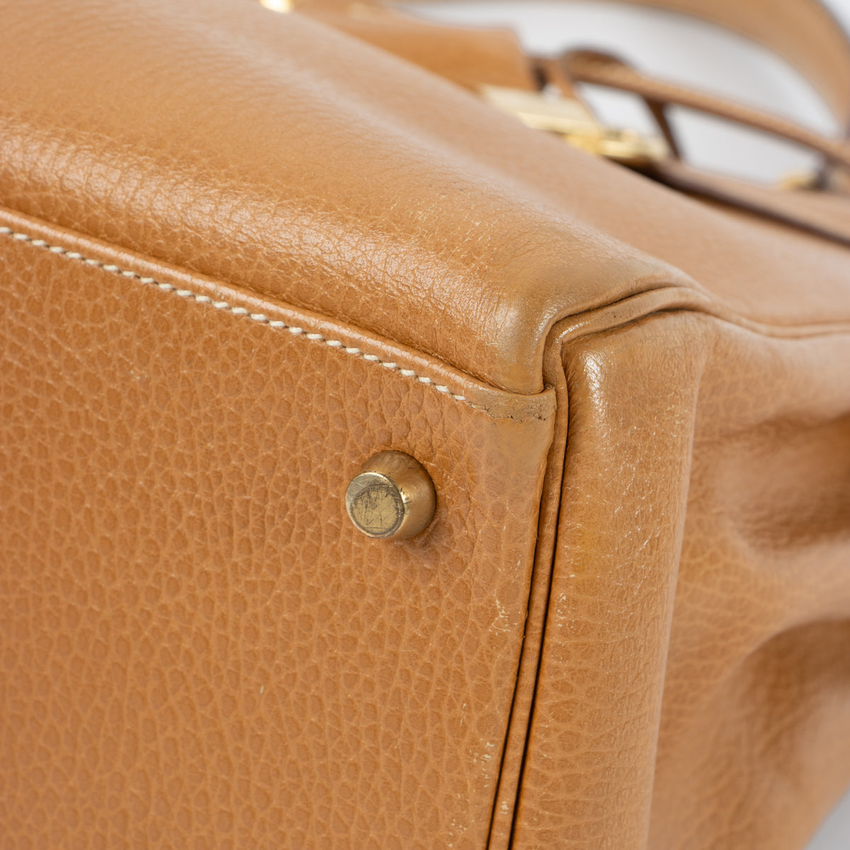 Shop this authentic Hermes Kelly 35 Naturel Sable Ardennes GHW pre-loved on Labellov.com