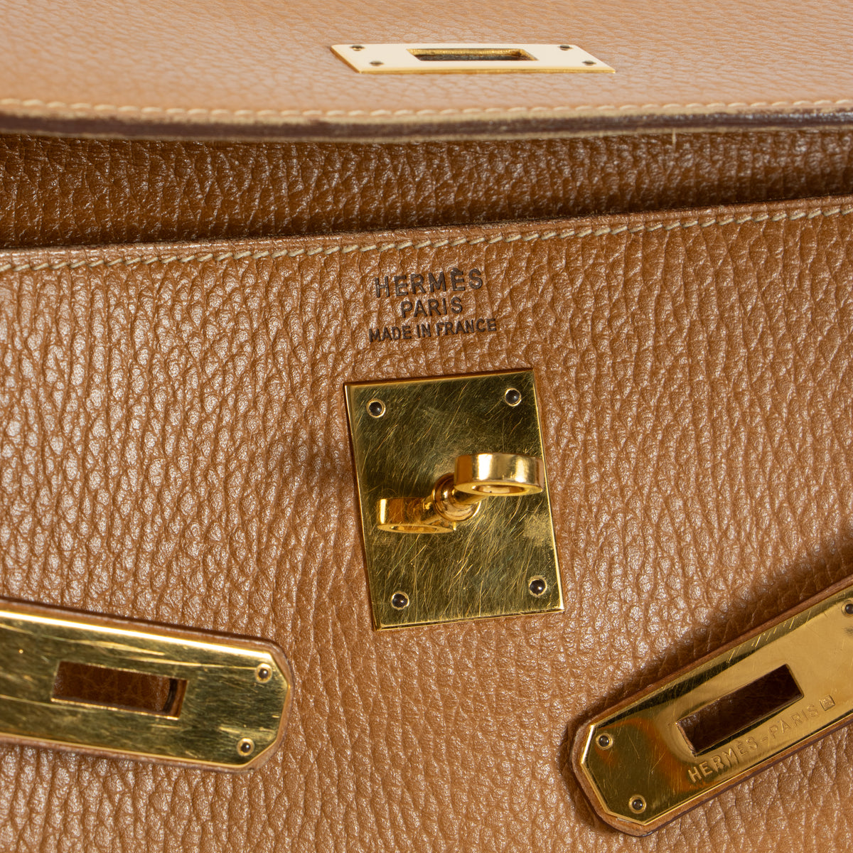 Shop this authentic Hermes Kelly 35 Naturel Sable Ardennes GHW pre-loved on Labellov.com