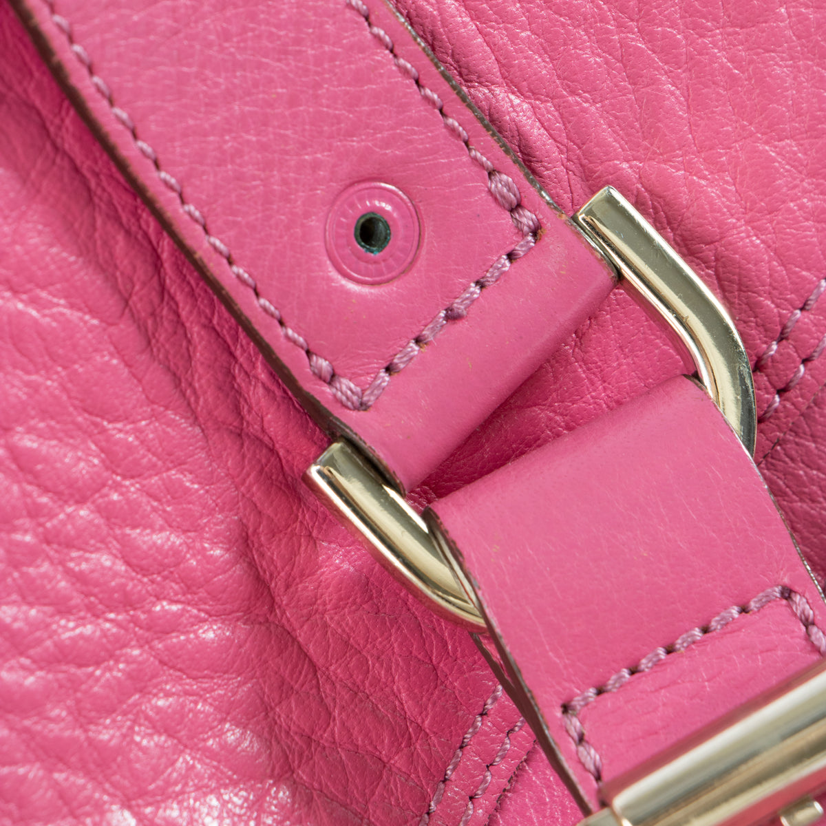 Shop this authentic Mulberry Pink Leather Alexa Oversized Bag pre-loved on labellov.com