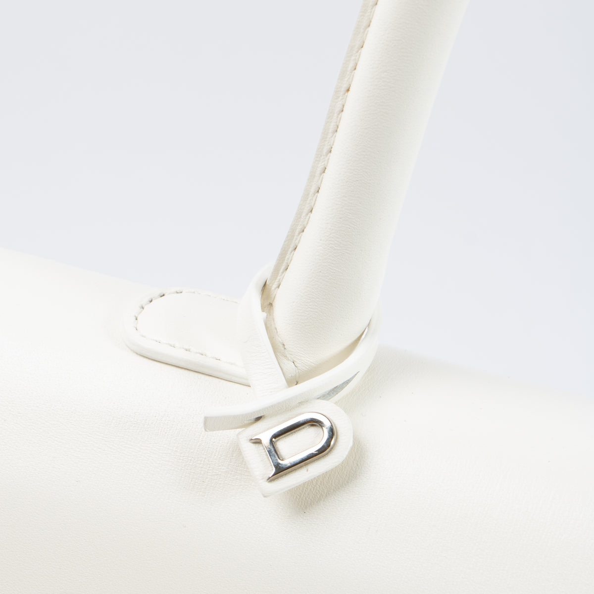 Shop this authentic Delvaux Ivory Box Calf Brillant GM Bag pre-loved on Labellov.com