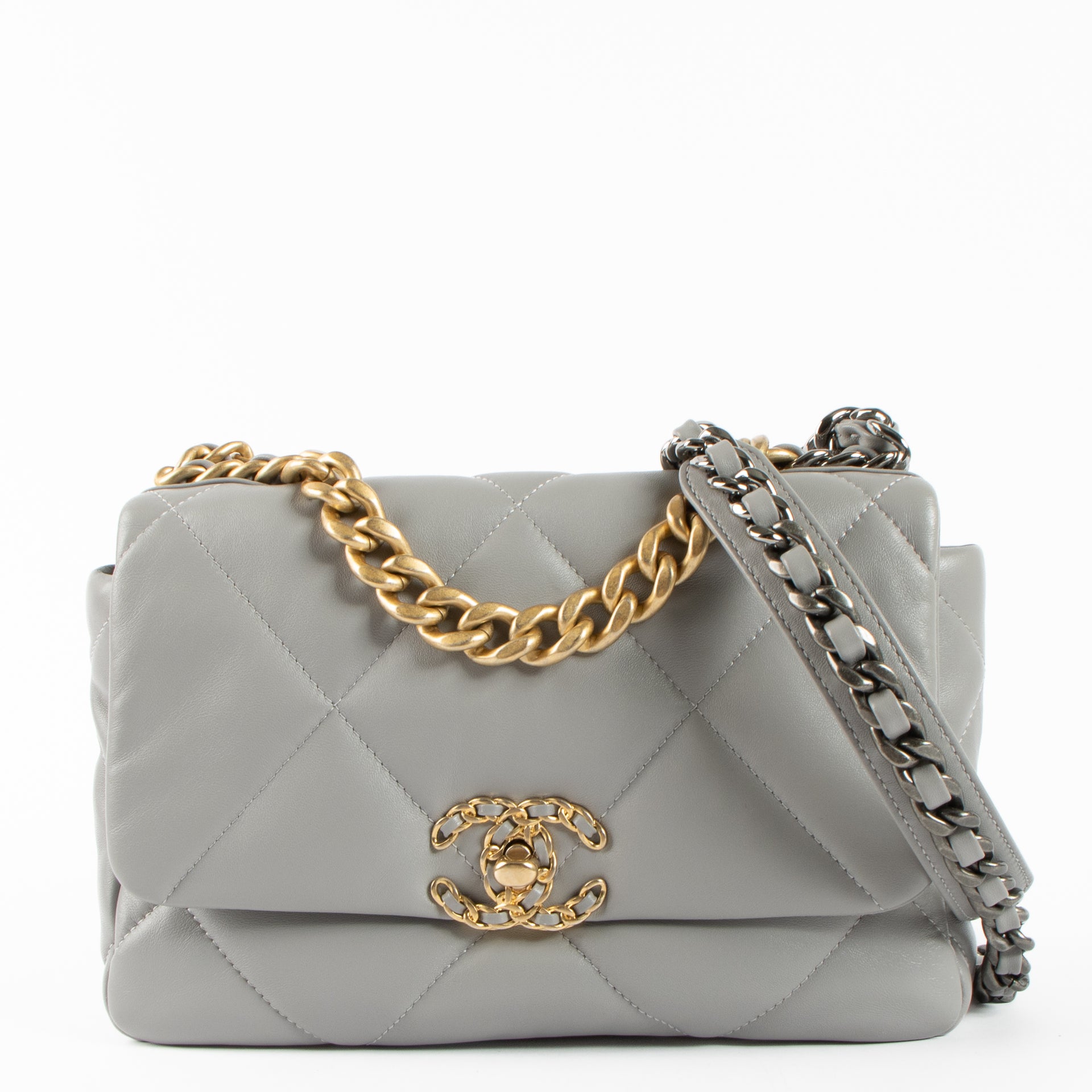 Shop the authentic Chanel Grey Small Chanel 19 Bag second hand on Labellov.com!