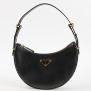 Shop this authentic Prada Black Shoulder bag pre-loved onn Labellov.com