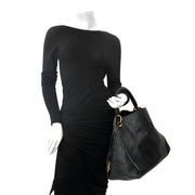 koop Louis Vuitton Black Leather Artsy MM en betaal veiling online