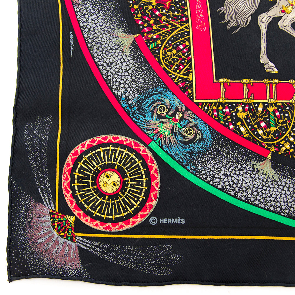 Buy vintage Hermès Mini Carré 'Feux D'Artifice' Scarf for the best price at Labellov webshop. Safe and secure online shopping with 100% authenticity.