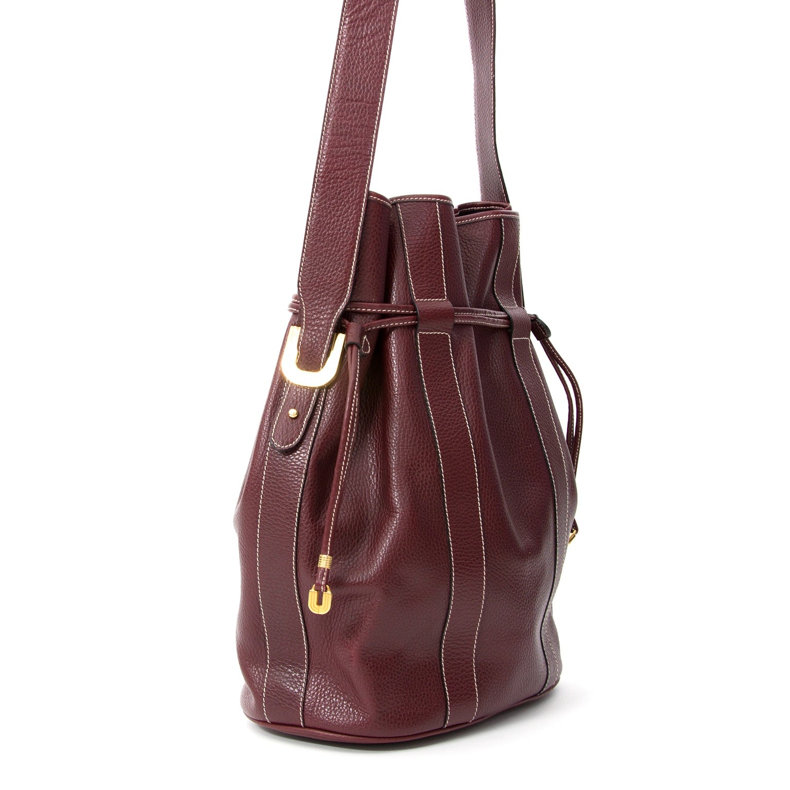 Buy authentic secondhand Emanuel Ungaro bags for preloved prices on Labellov, a online platform for luxurious bags.